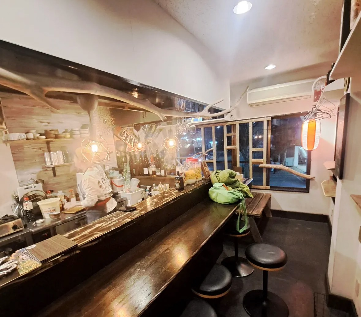 店内カウンター写真