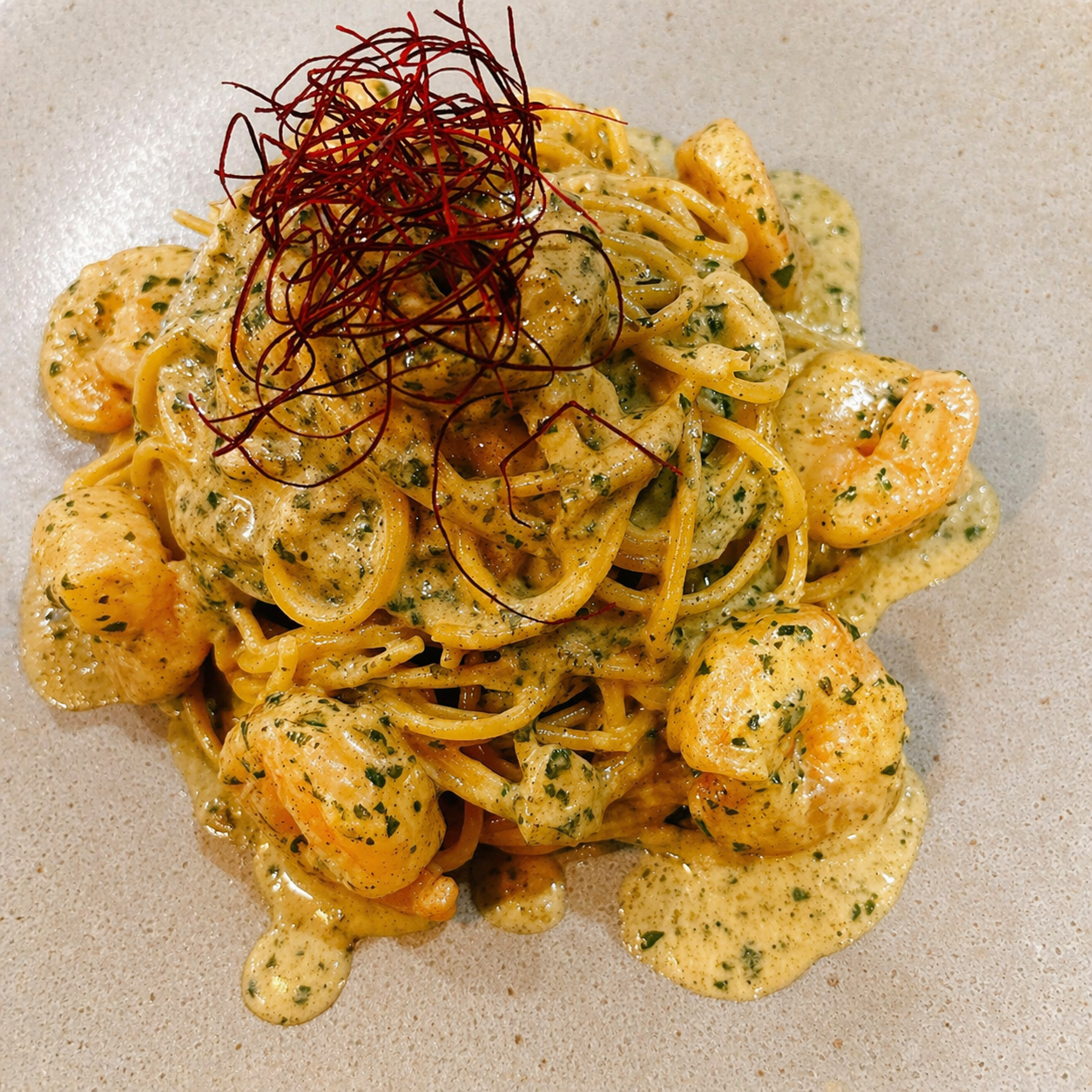 自家製バジルペースト 和風にんにくエビクリームジェノベーゼパスタ